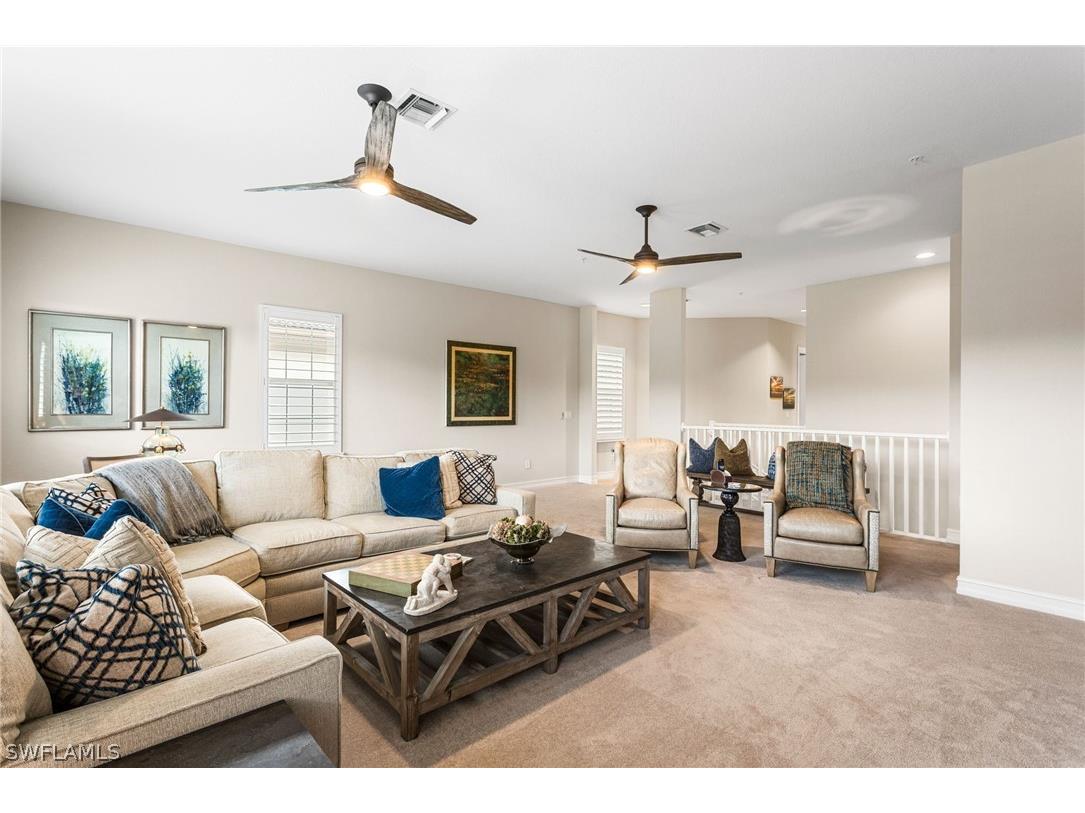 7825 Hawthorne Drive #2104 Naples FL 34113 226008349 image1