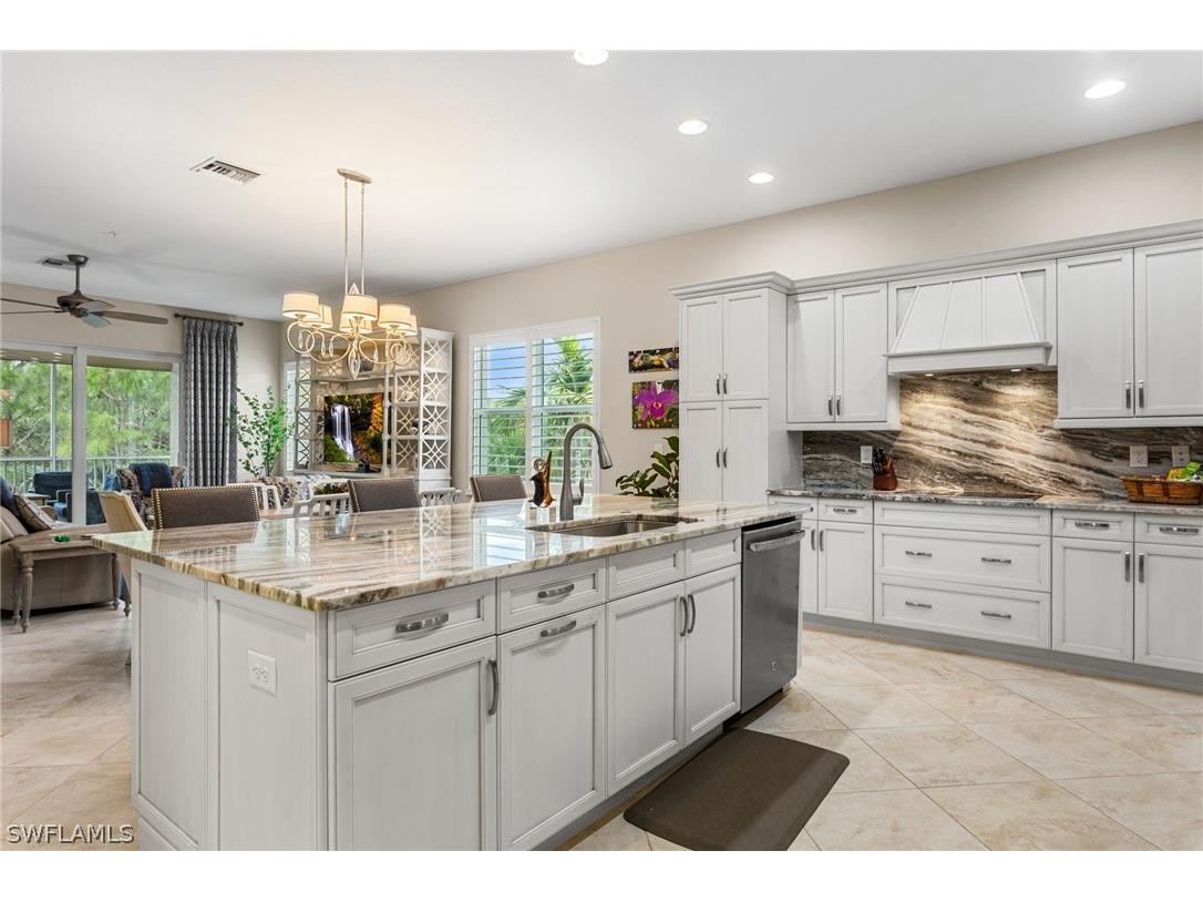 7825 Hawthorne Drive #2104 Naples FL 34113 226008349 image10