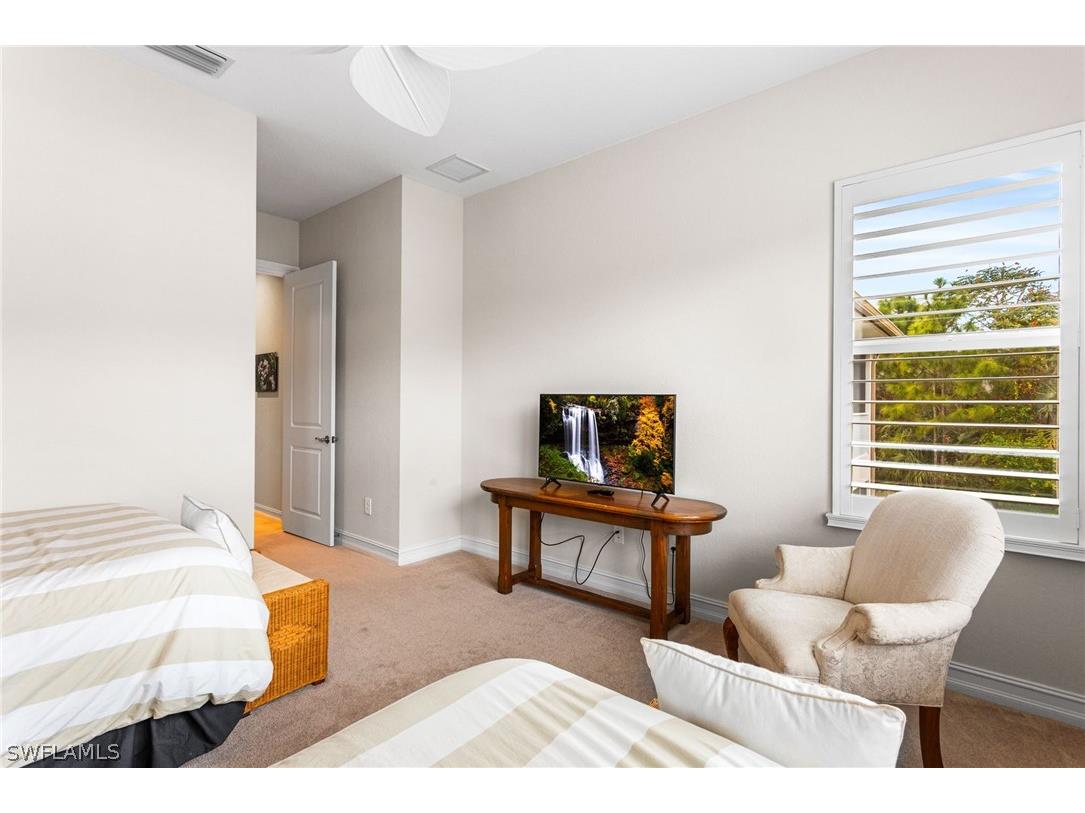 7825 Hawthorne Drive #2104 Naples FL 34113 226008349 image25