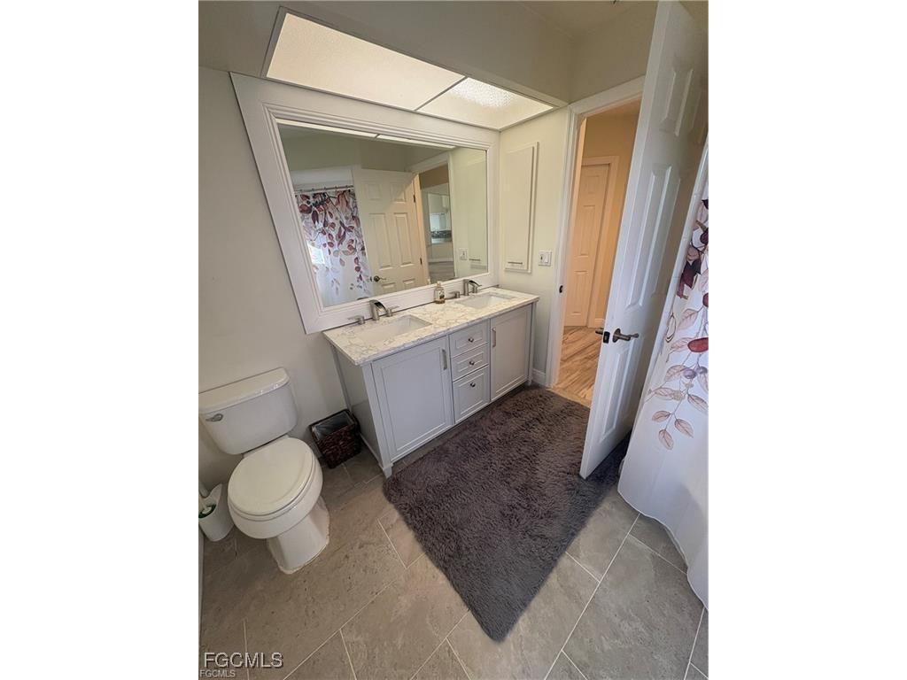 7831 Deni Drive North Fort Myers FL 33917 2025025493 image15