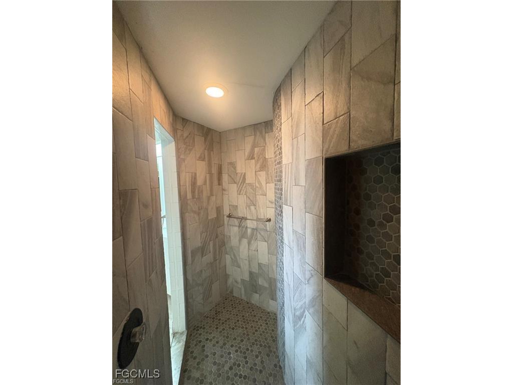 7831 Deni Drive North Fort Myers FL 33917 2025025493 image23