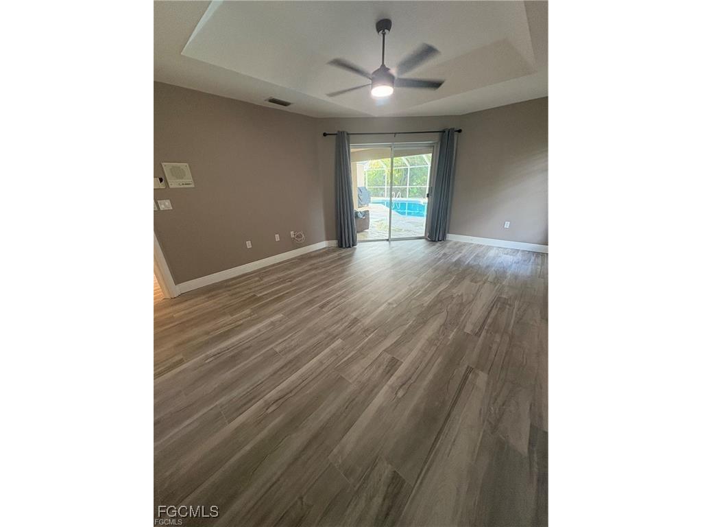 7831 Deni Drive North Fort Myers FL 33917 2025025493 image25