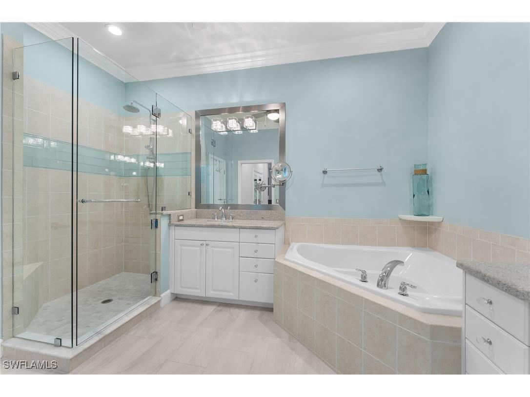 7832 Clemson Street #202 Naples FL 34104 225004663 image33
