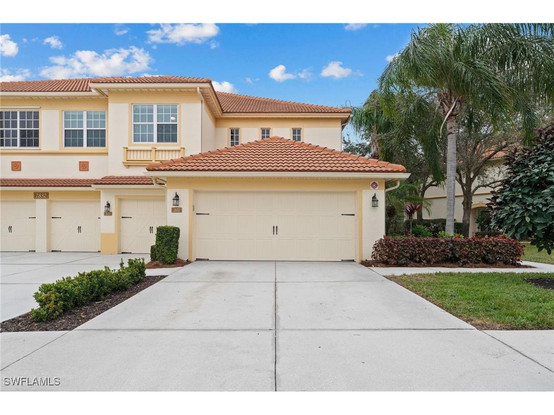 7832 Clemson Street #202 Naples FL 34104 225004663 image40