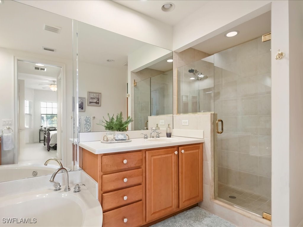 7832 Hawthorne Drive #1902 Naples FL 34113 225071815 image19