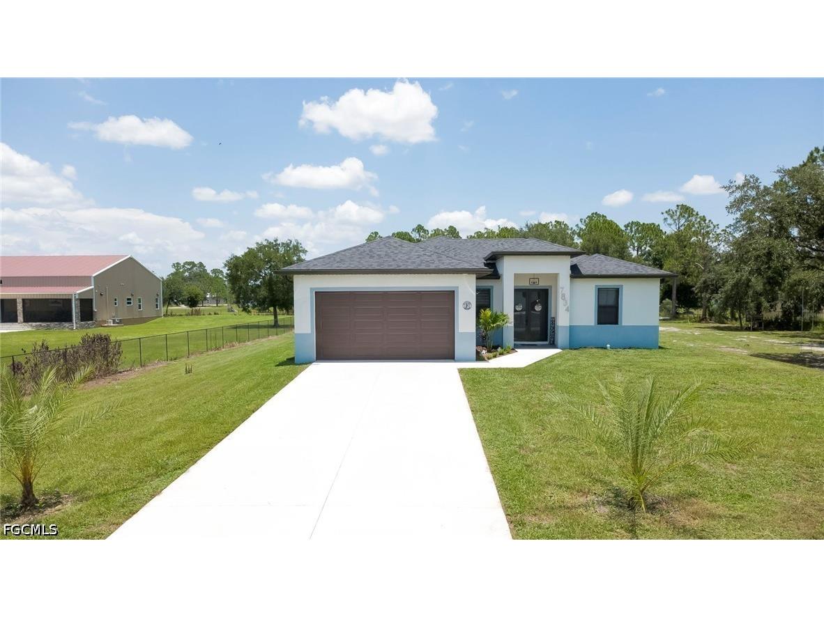 7834 14th Place Labelle FL 33935 2026027983 image1