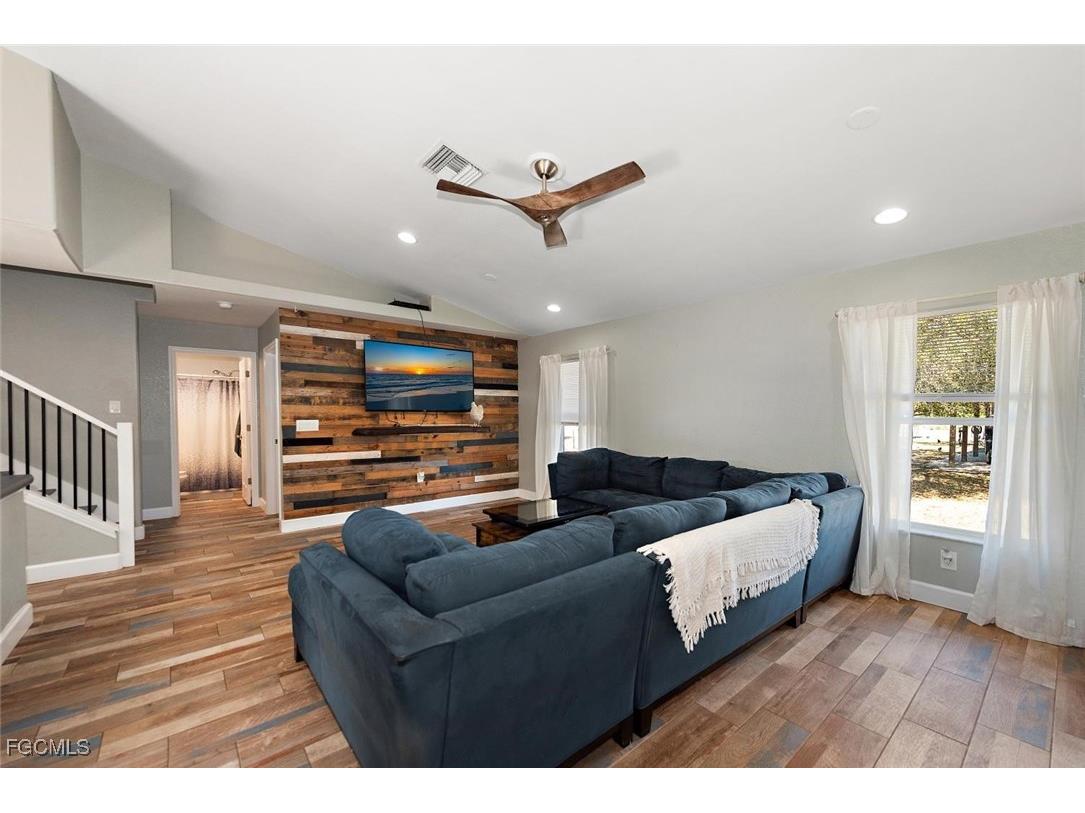 7834 15th Place Labelle FL 33935 2026006006 image9