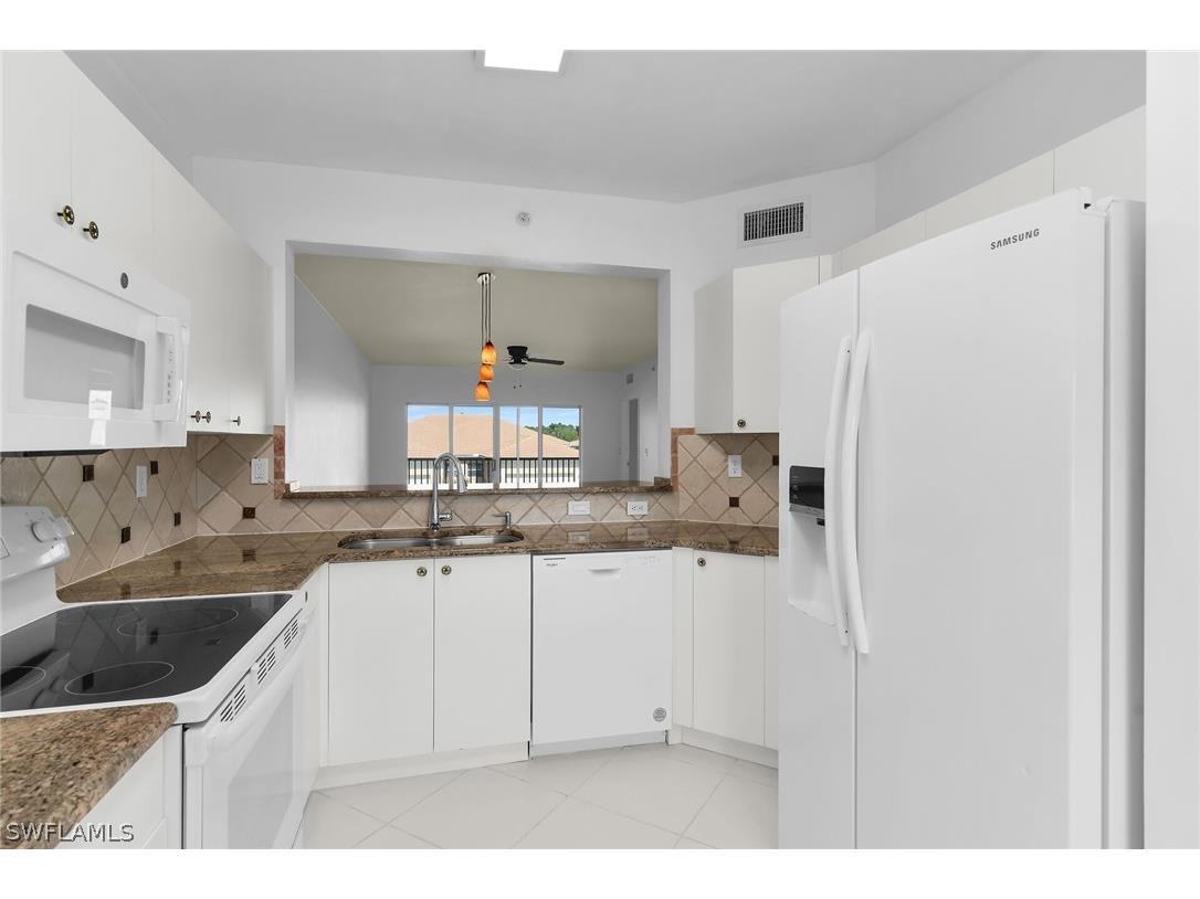 7835 Regal Heron Circle #202 Naples FL 34104 226007822 image11