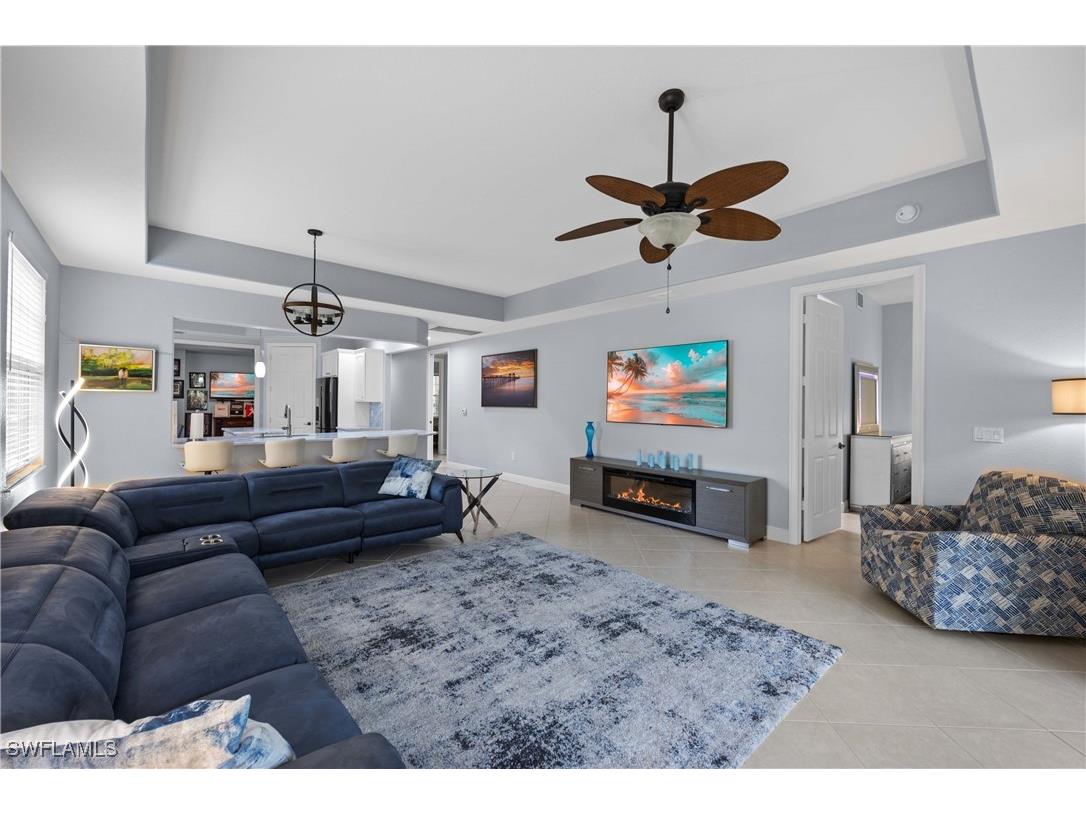 7837 Hawthorne Drive #1102 Naples FL 34113 225006767 image1