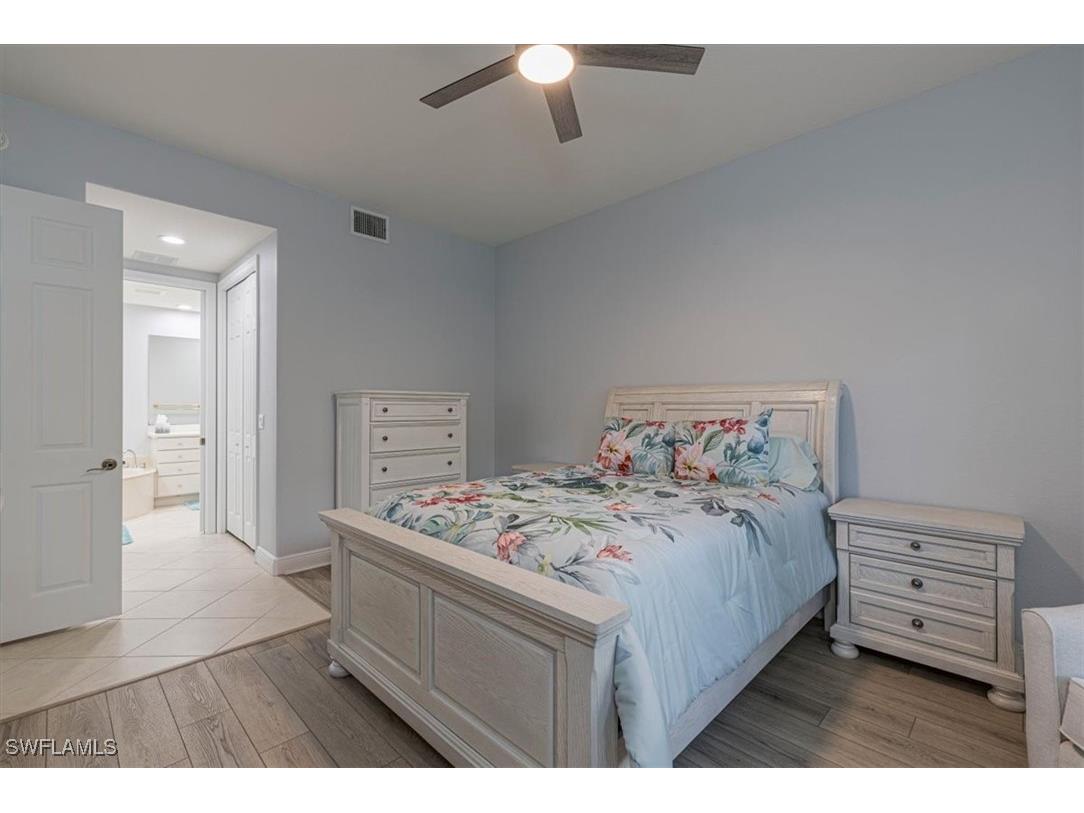 7837 Hawthorne Drive #1102 Naples FL 34113 225068103 image18