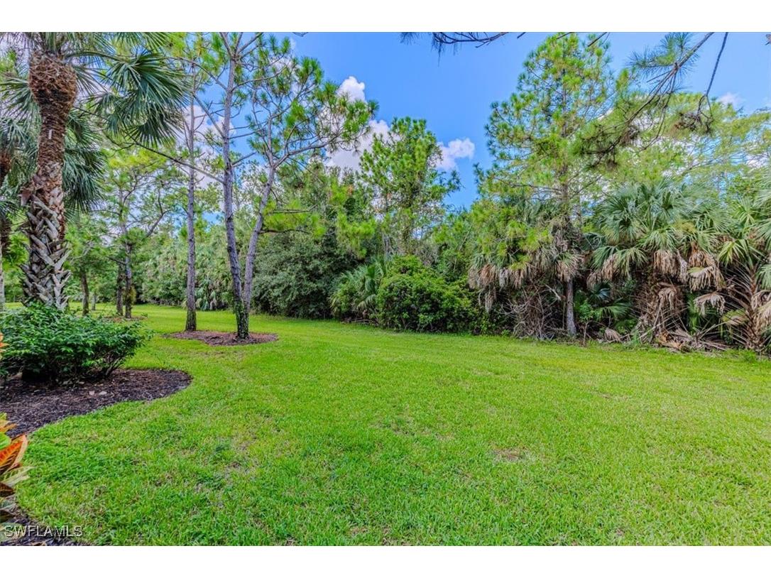 7837 Hawthorne Drive #1102 Naples FL 34113 225068103 image26