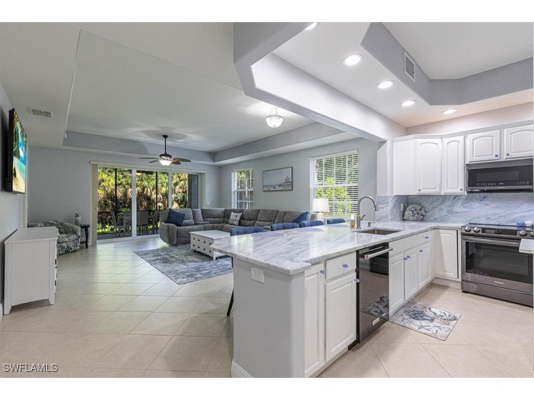 7837 Hawthorne Drive #1102 Naples FL 34113 225068103 image8