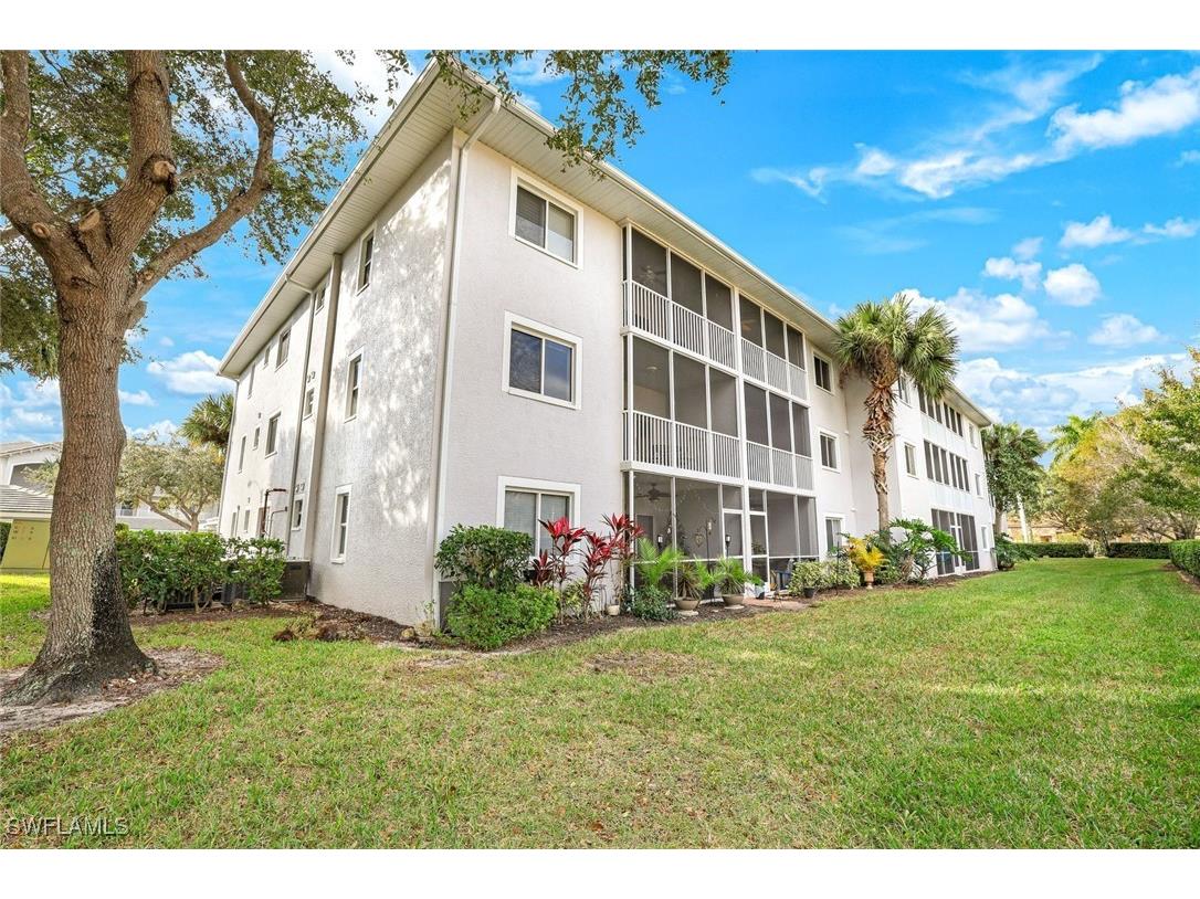 7839 Regal Heron Circle #206 Naples FL 34104 225080976 image1