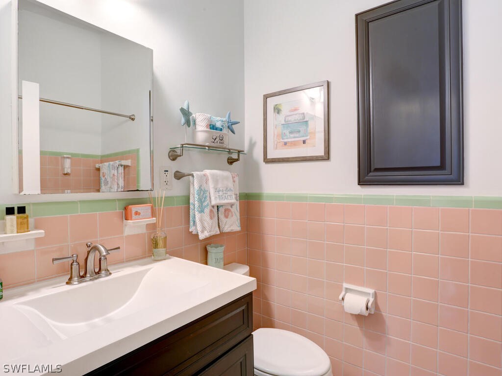 784 11th Street N Naples FL 34102 226006299 image21