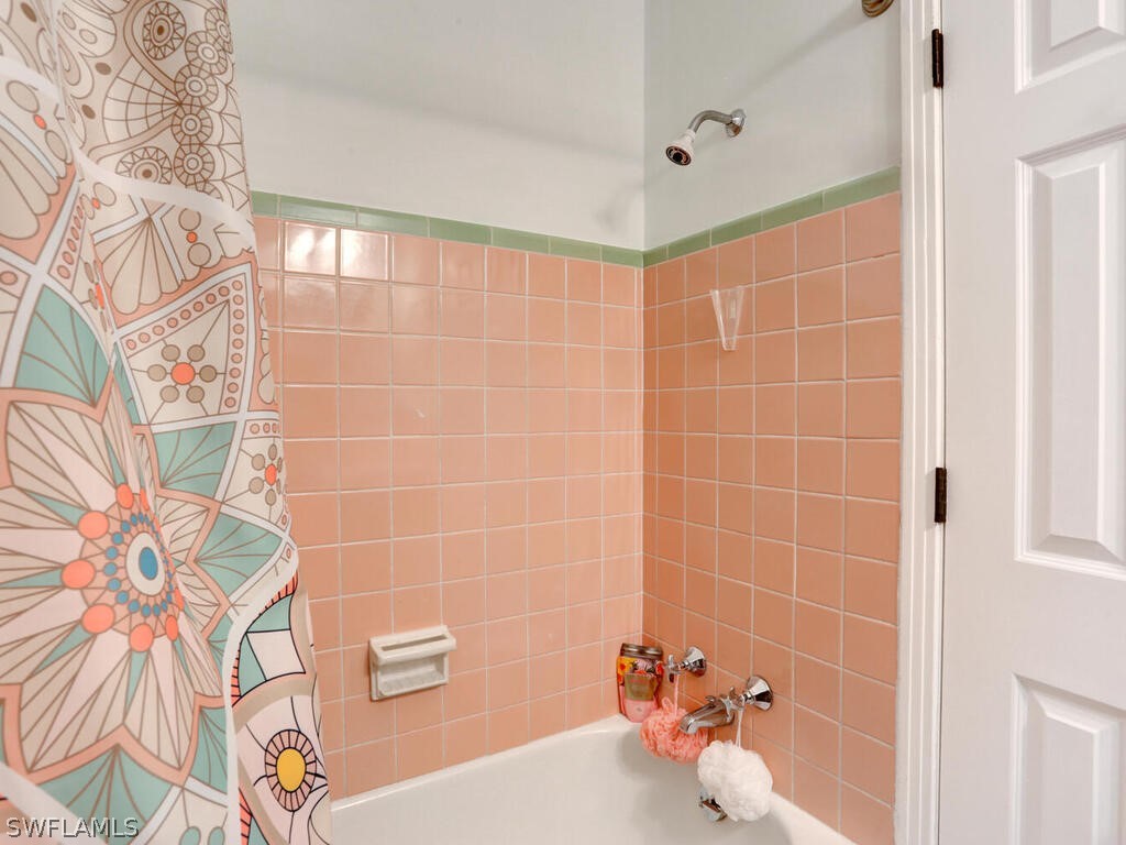 784 11th Street N Naples FL 34102 226006299 image22