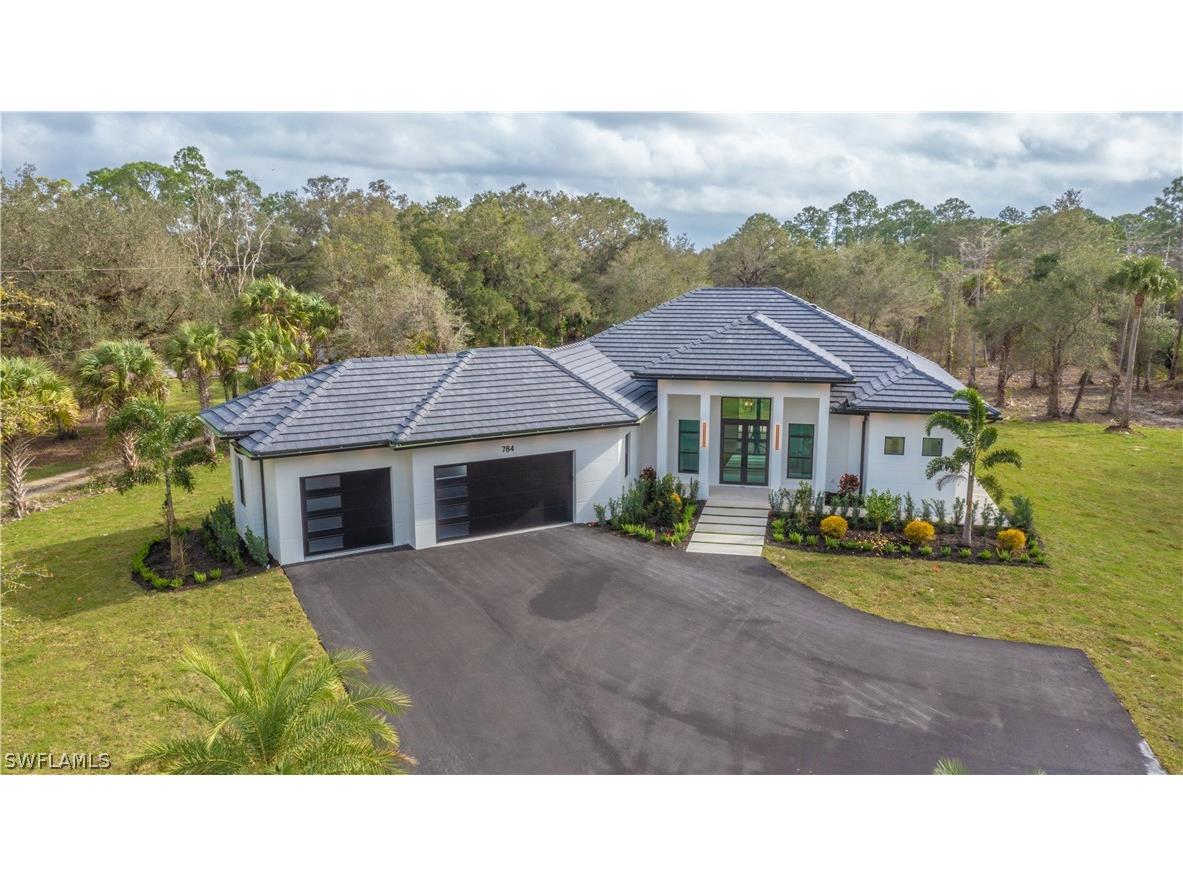 784 7th Street NW Naples FL 34120 224022995 image1