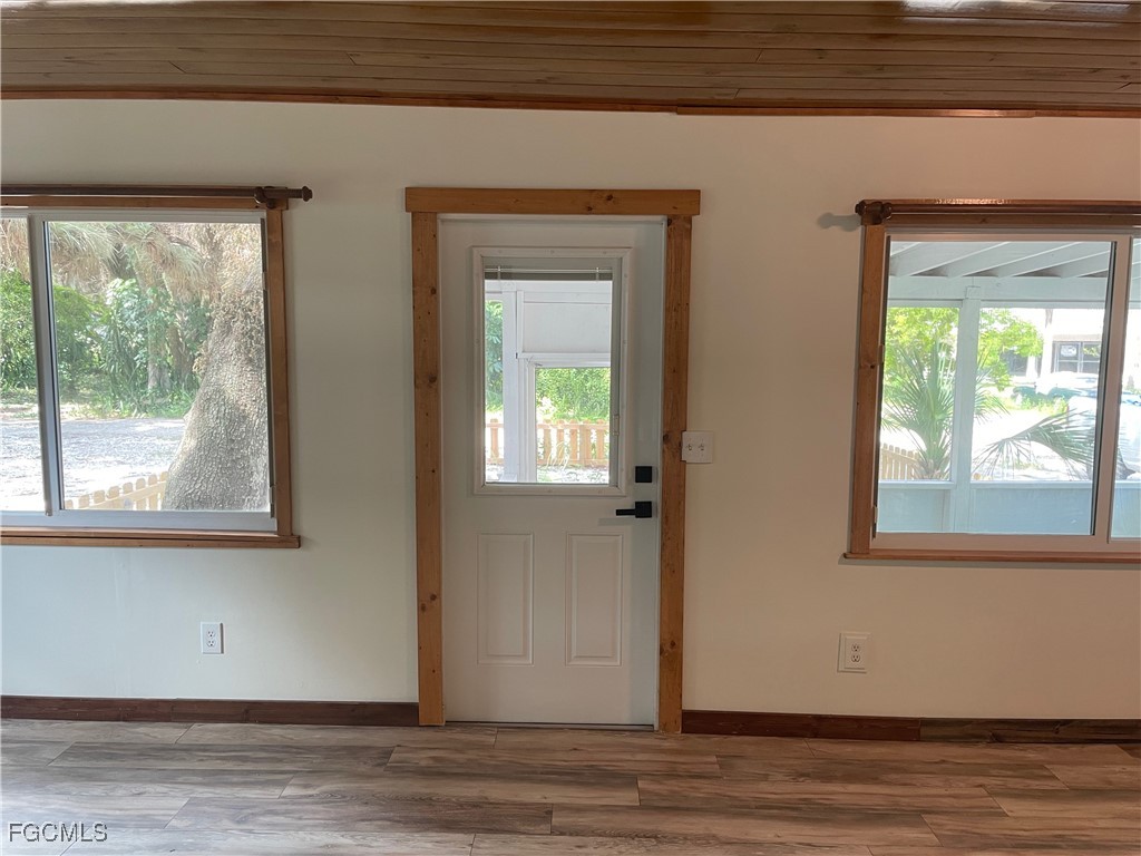 784 Oak Street Fort Myers Beach FL 33931 2026000835 image18