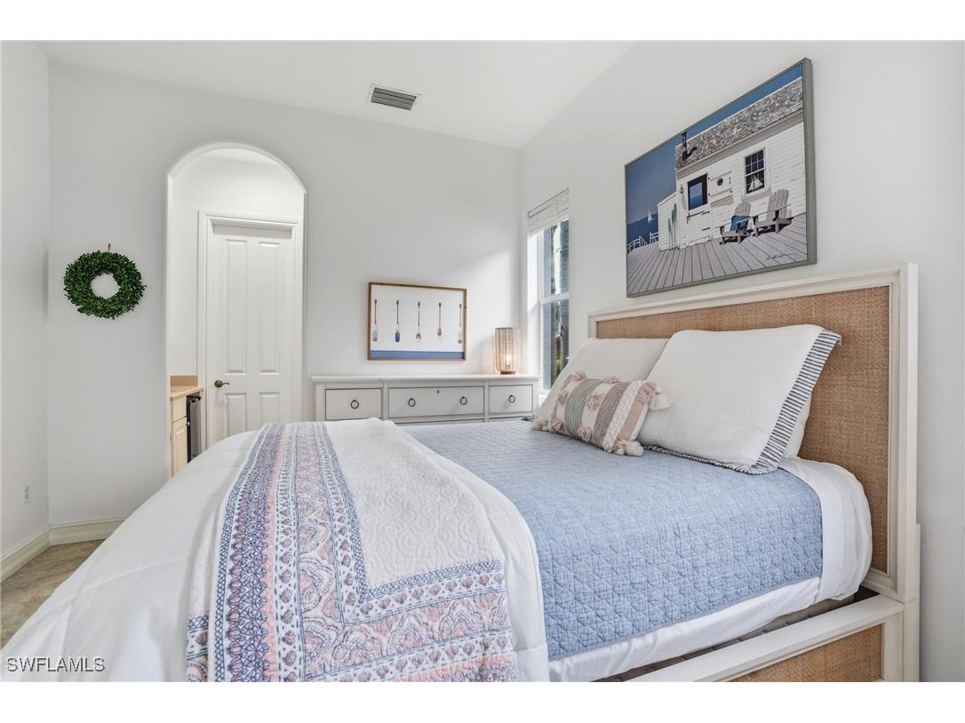 7840 Valencia Court Naples FL 34113 225074698 image14