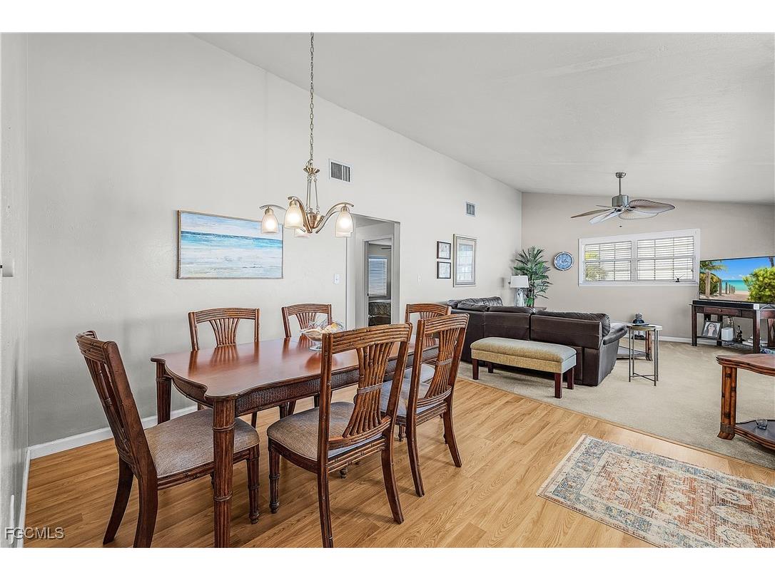 7841 Breakwater Court Bokeelia FL 33922 2025008606 image10