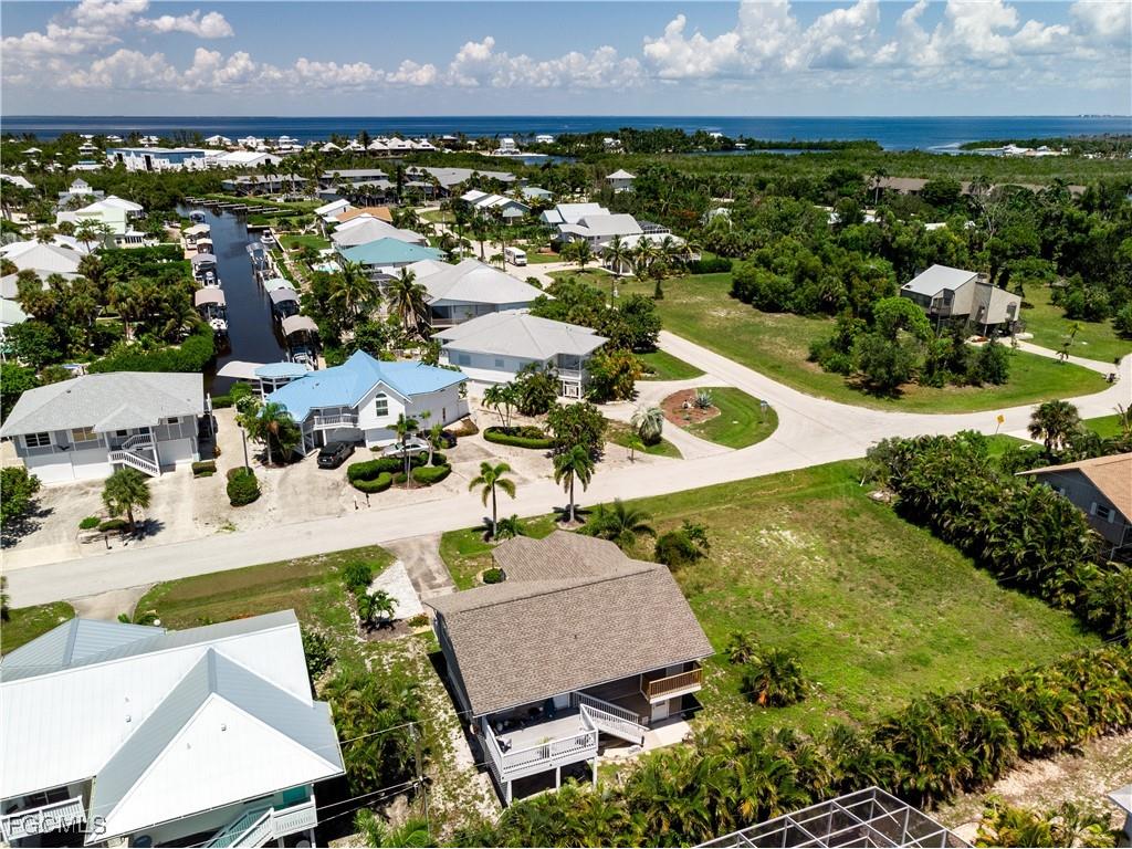 7841 Breakwater Court Bokeelia FL 33922 2025008606 image32