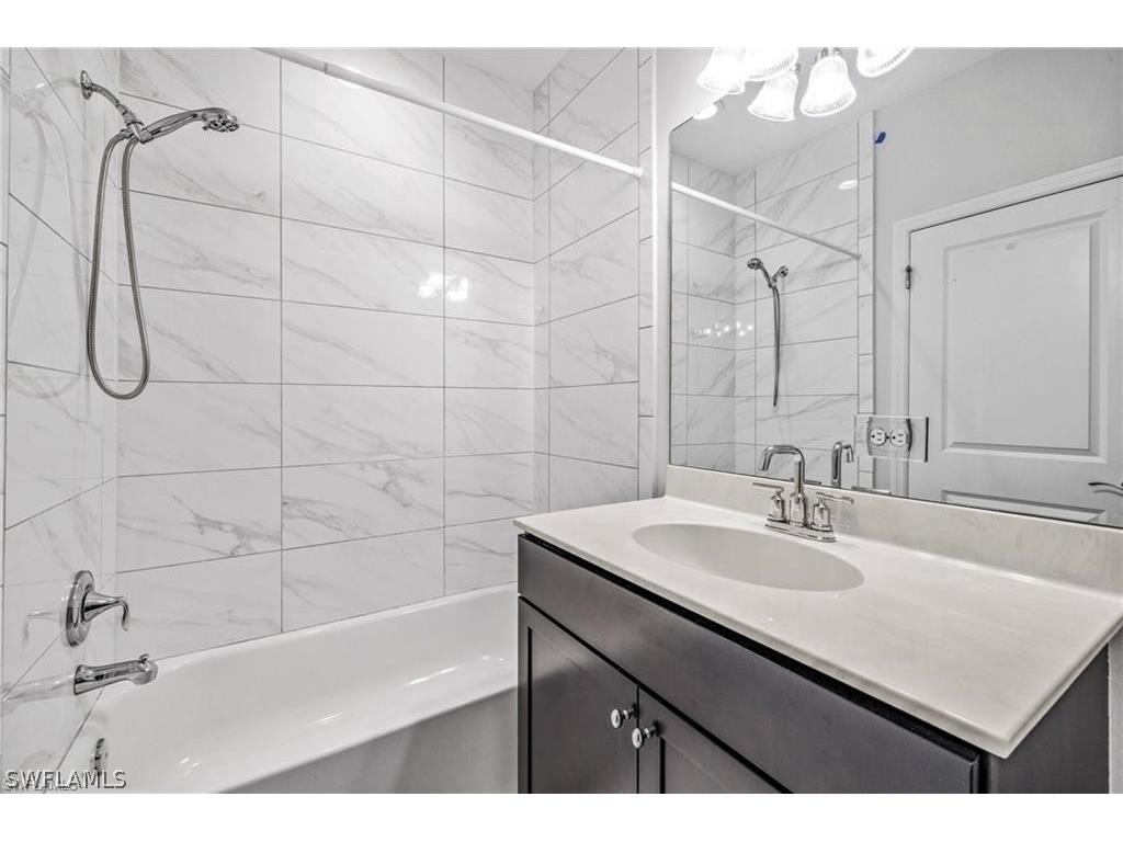 7841 Bristol Circle Naples FL 34120 226006798 image24