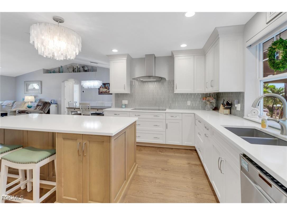 7842 Buccaneer Drive Fort Myers Beach FL 33931 2025019562 image10