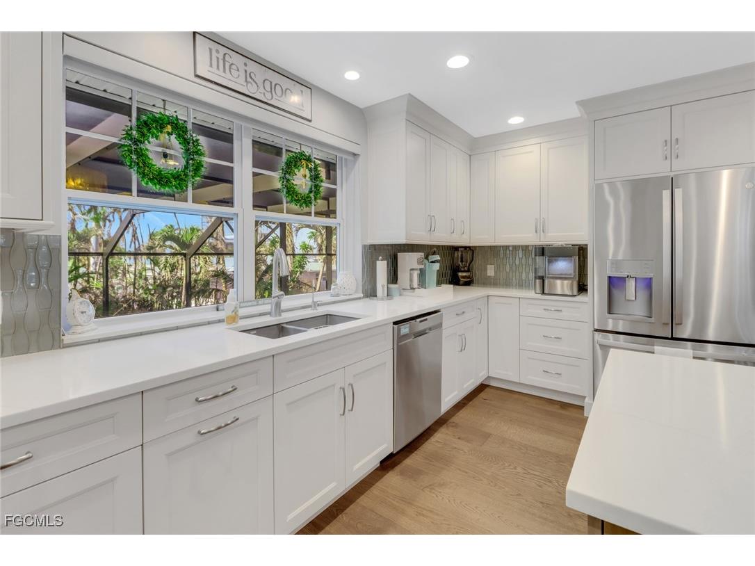 7842 Buccaneer Drive Fort Myers Beach FL 33931 2025019562 image9