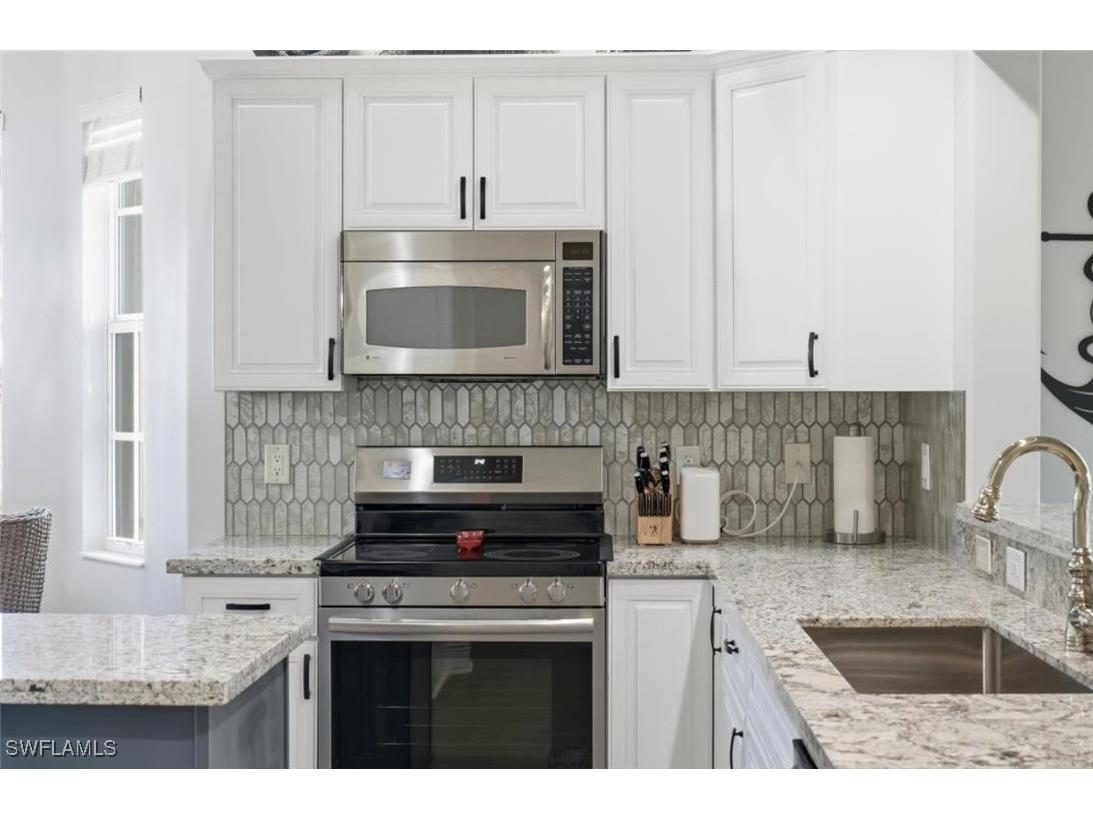 7842 Hawthorne Drive #1703 Naples FL 34113 225081317 image17