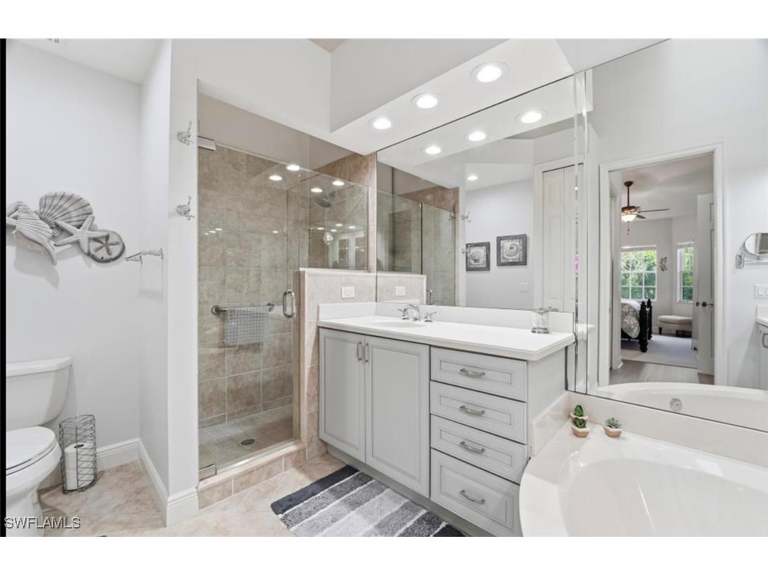 7842 Hawthorne Drive #1703 Naples FL 34113 225081317 image26