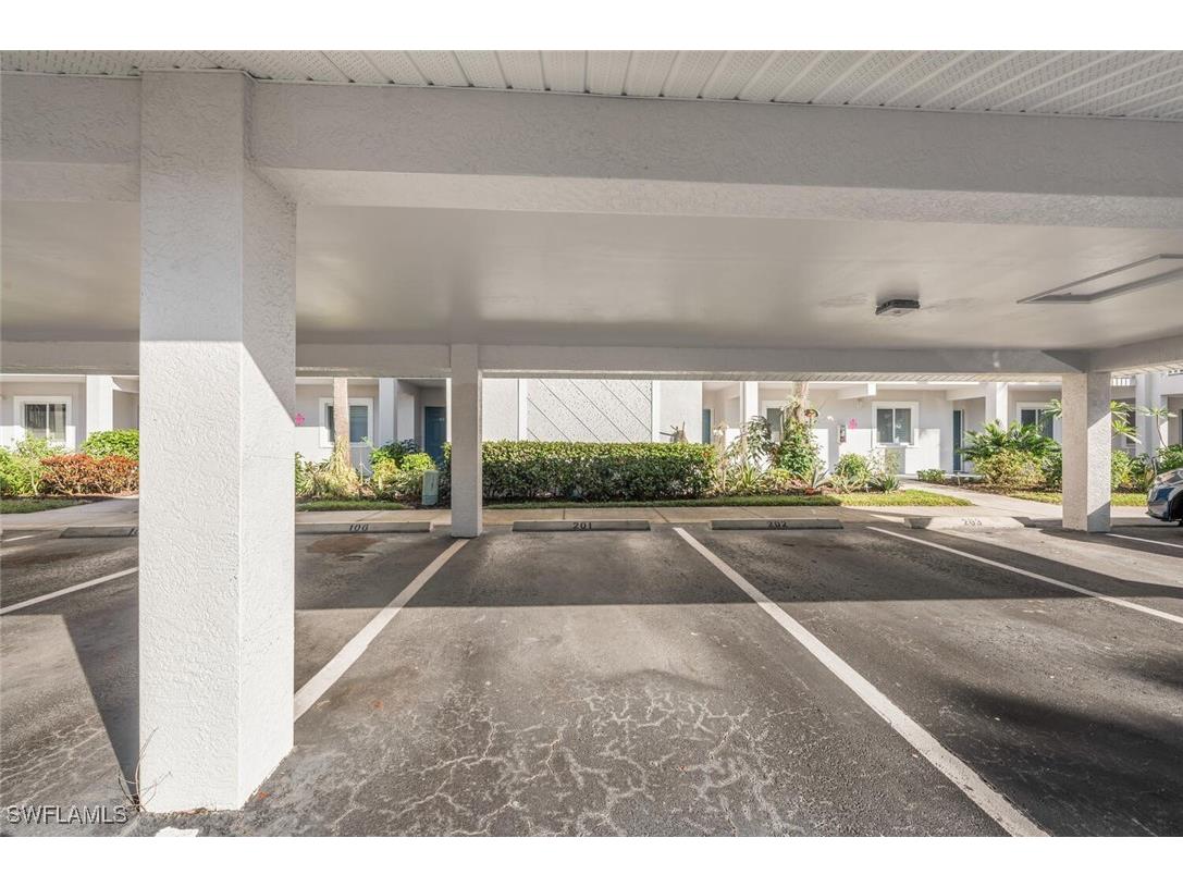 7842 Regal Heron Circle #201 Naples FL 34104 225083362 image22