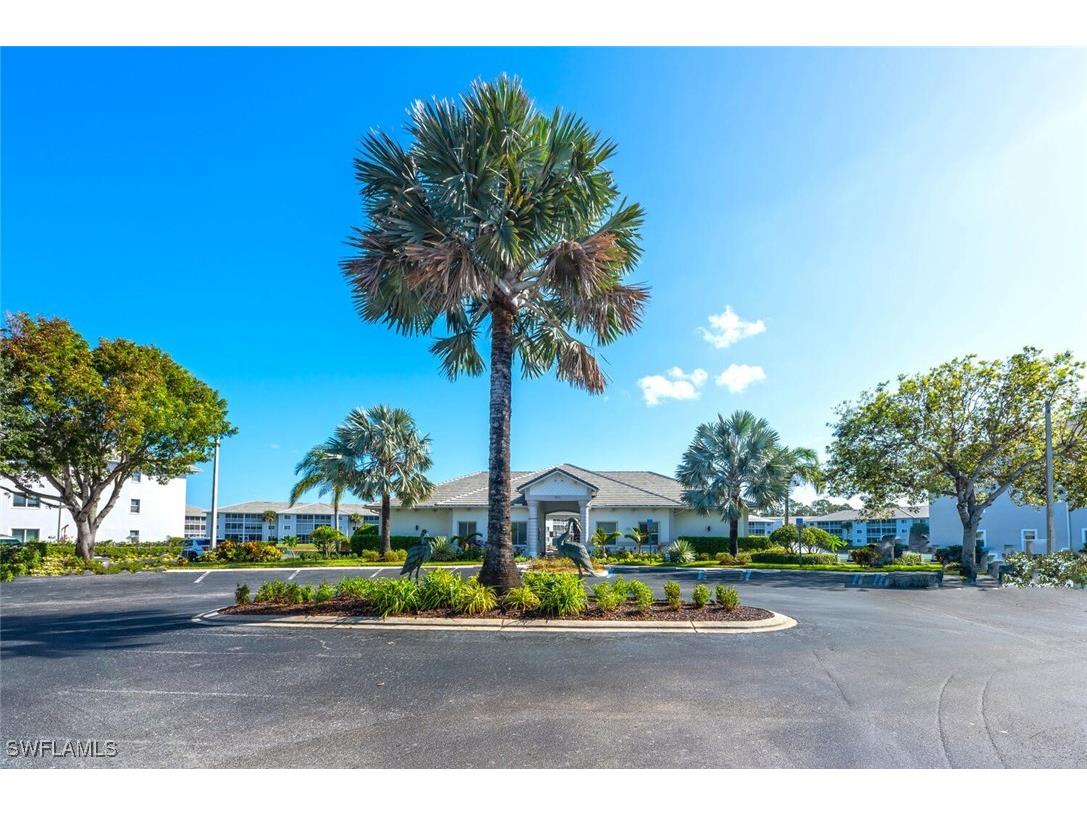 7842 Regal Heron Circle #201 Naples FL 34104 225083362 image23