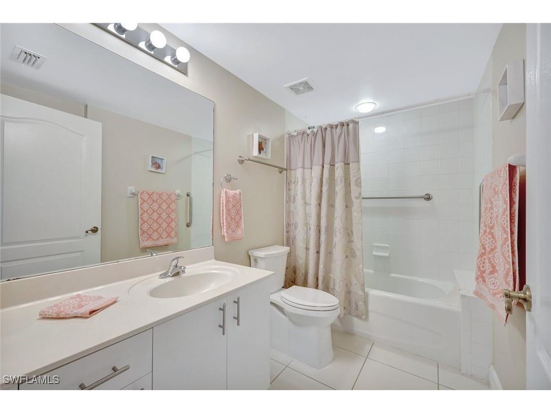 7842 Regal Heron Circle #204 Naples FL 34104 225080663 image15