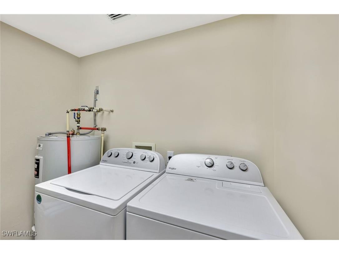 7842 Regal Heron Circle #204 Naples FL 34104 225080663 image16