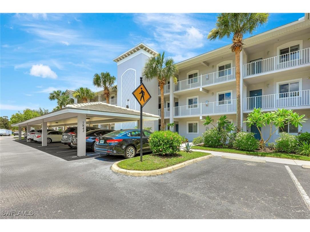 7842 Regal Heron Circle #204 Naples FL 34104 225080663 image17