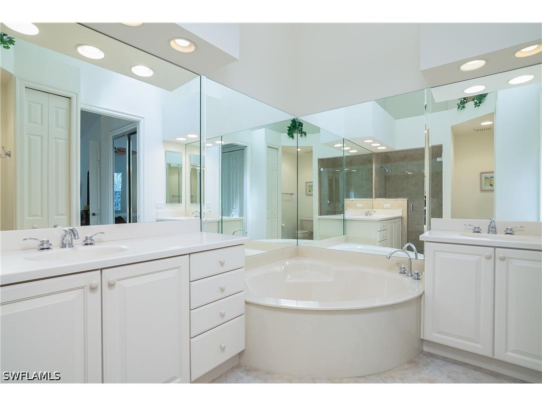 7845 Hawthorne Drive #903 Naples FL 34113 226017195 image15