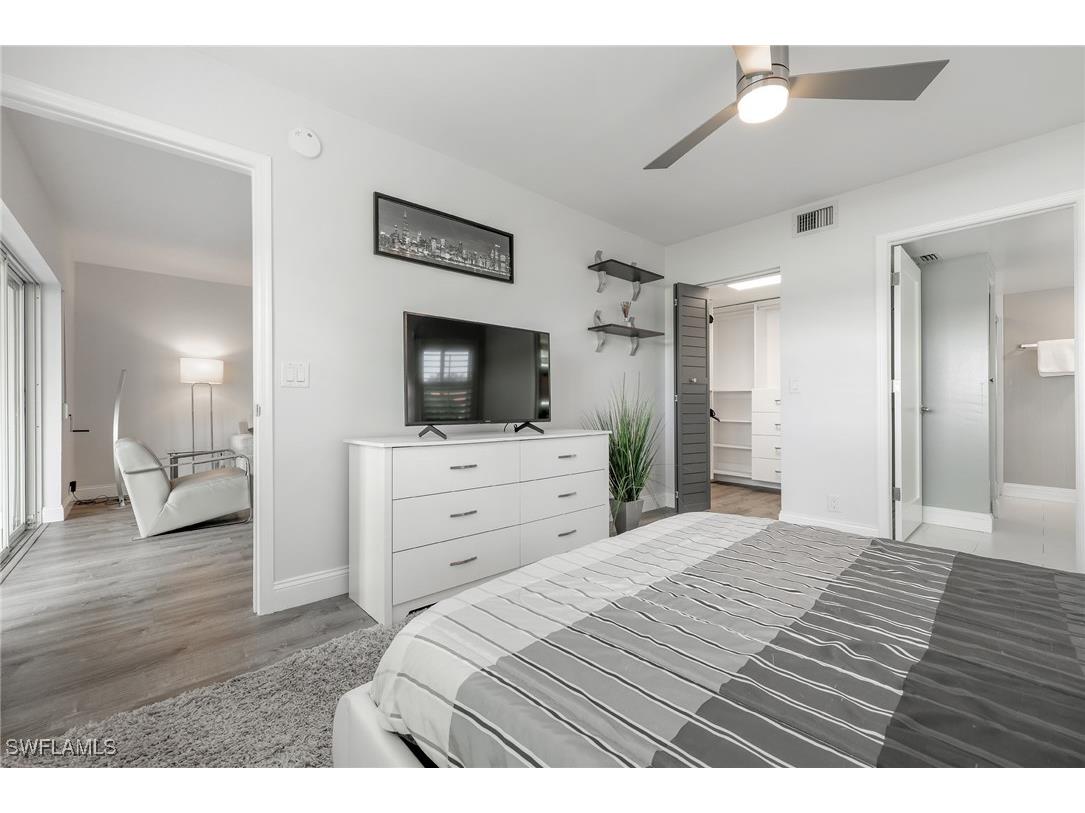 7848 Emerald Circle #J101 Naples FL 34109 225051803 image10