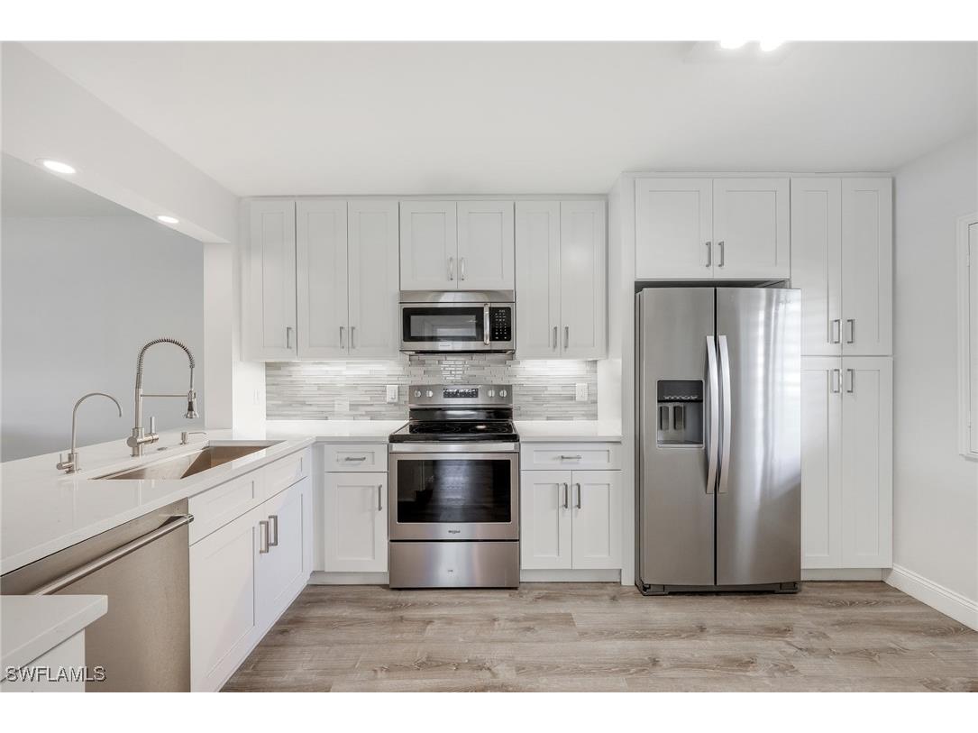 7848 Emerald Circle #J101 Naples FL 34109 225051803 image3