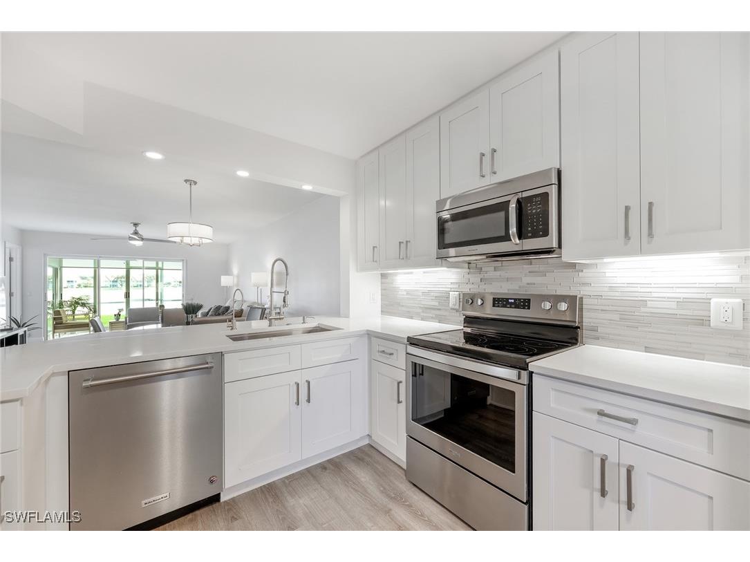 7848 Emerald Circle #J101 Naples FL 34109 225051803 image4