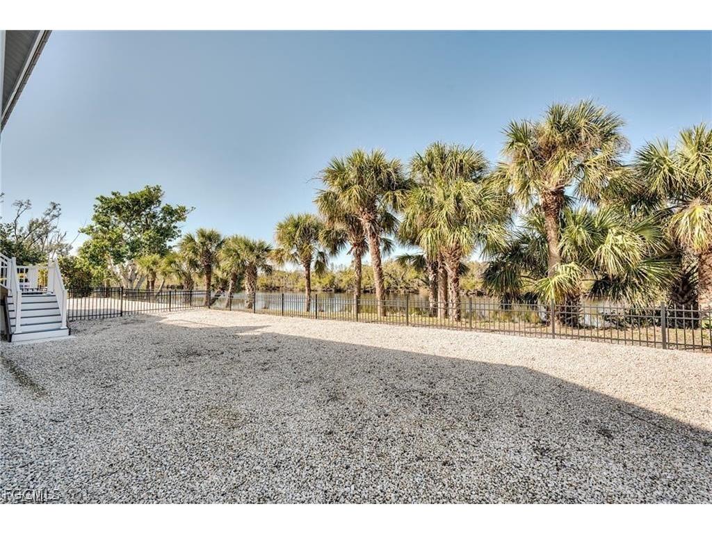 785 Rabbit Road Sanibel FL 33957 2026010789 image26