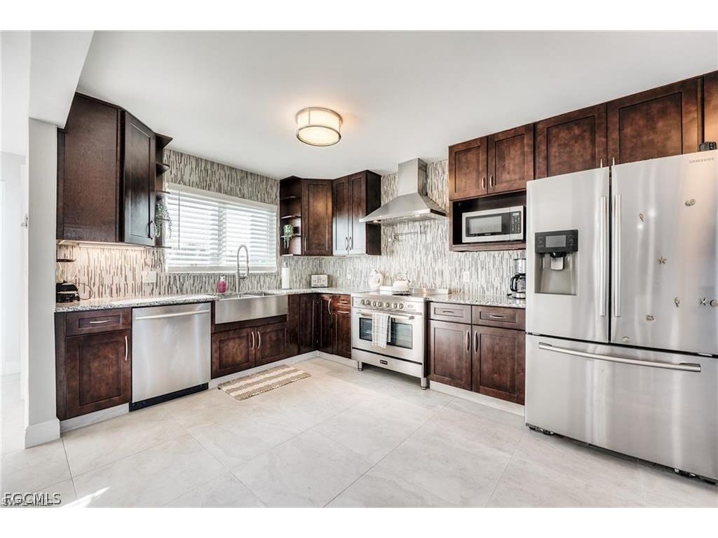 785 Rabbit Road Sanibel FL 33957 2026010789 image5
