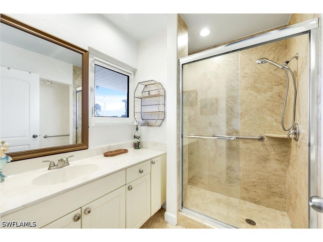 785 Willow Court Marco Island FL 34145 226025447 image17