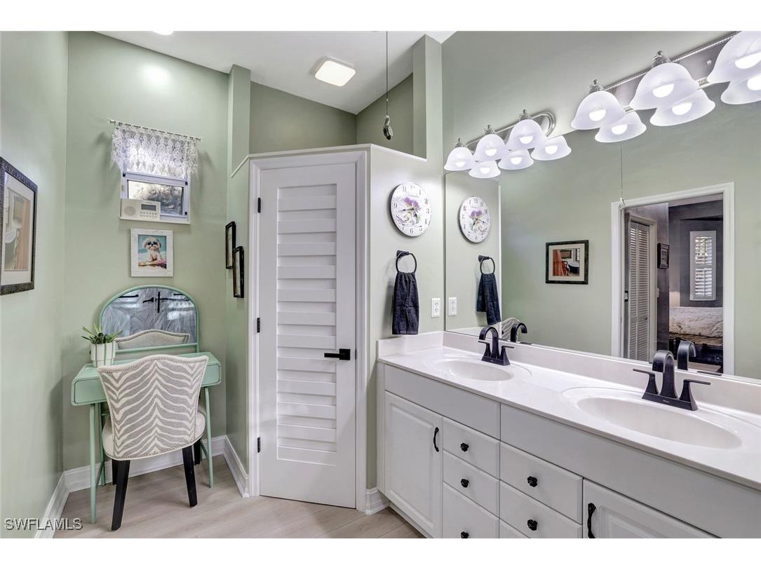 7850 Sanctuary Circle #99-2 Naples FL 34104 226005999 image13