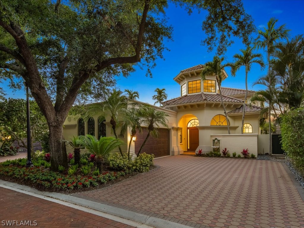7855 Vizcaya Way Naples FL 34108 224041219 image1
