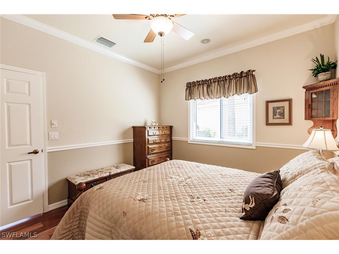 7859 Berkshire Pines Drive Naples FL 34104 226006610 image17