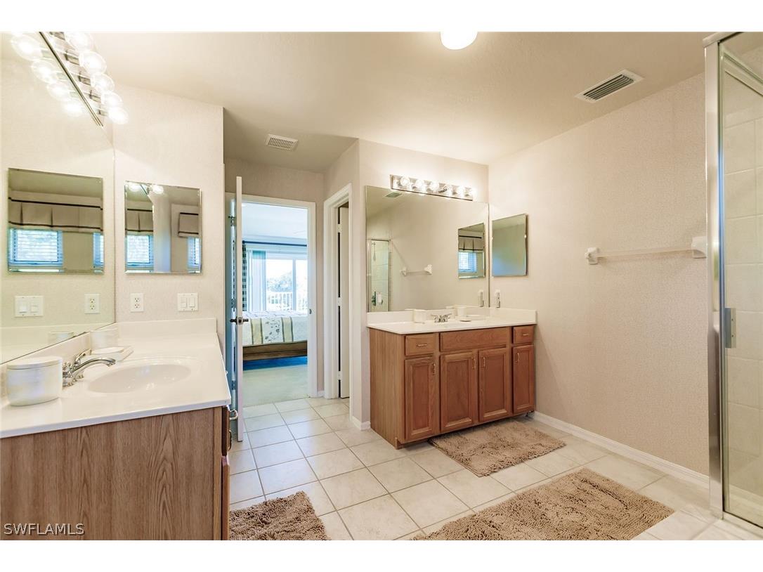 7859 Berkshire Pines Drive Naples FL 34104 226006610 image24