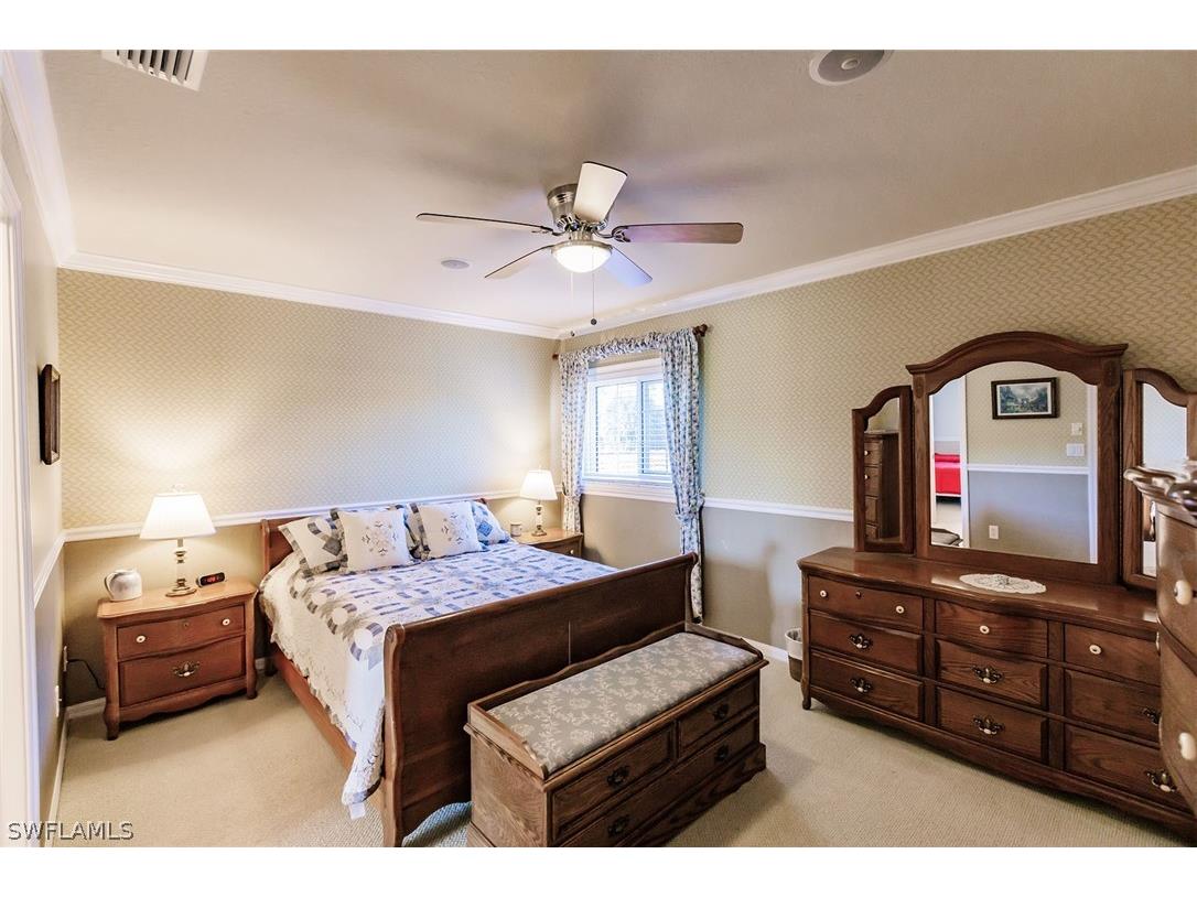 7859 Berkshire Pines Drive Naples FL 34104 226006610 image32