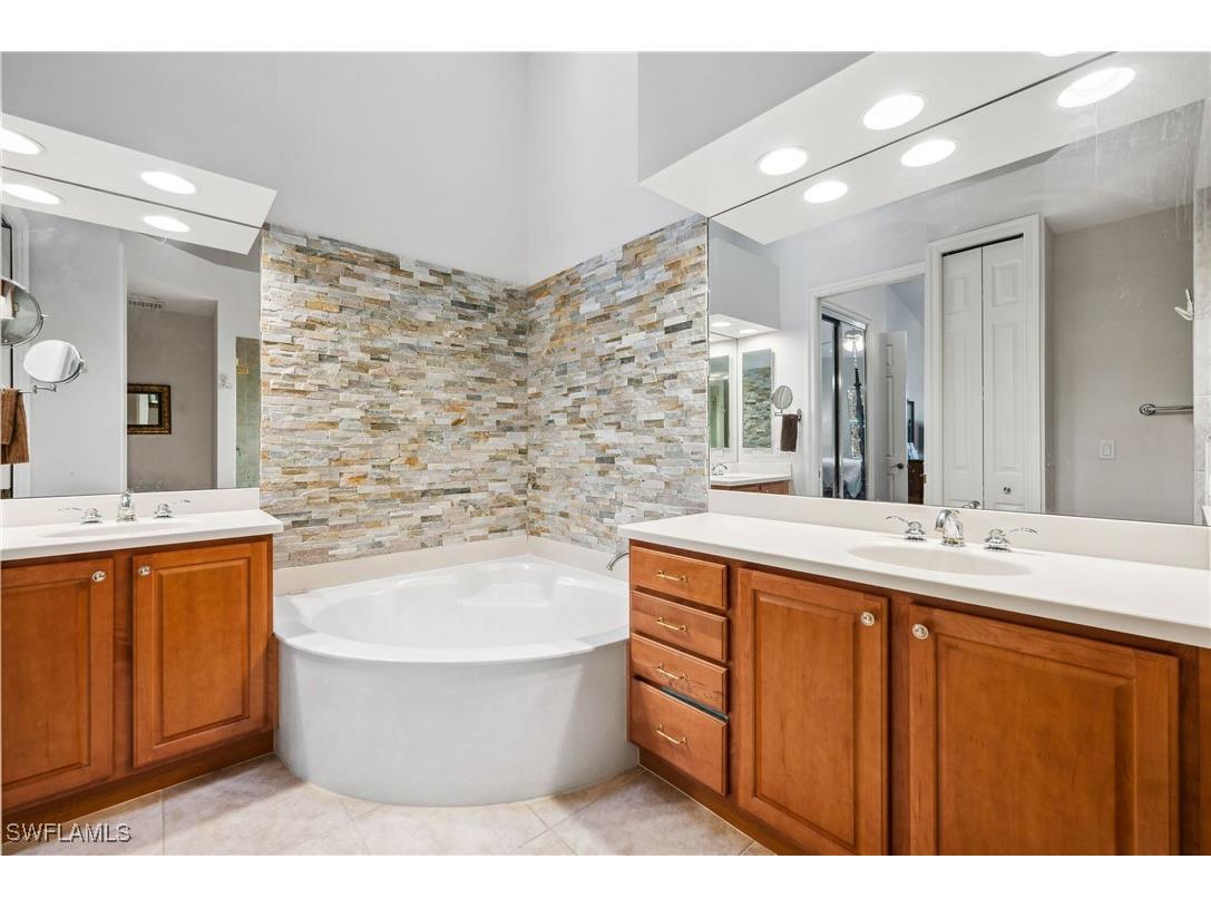 7859 Hawthorne Terrace #1504 Naples FL 34113 226001732 image23