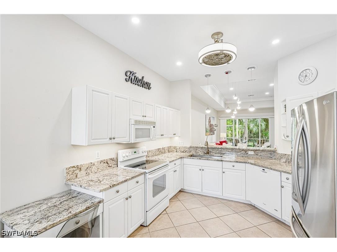 7859 Sanctuary Circle #2 Naples FL 34104 226018807 image8