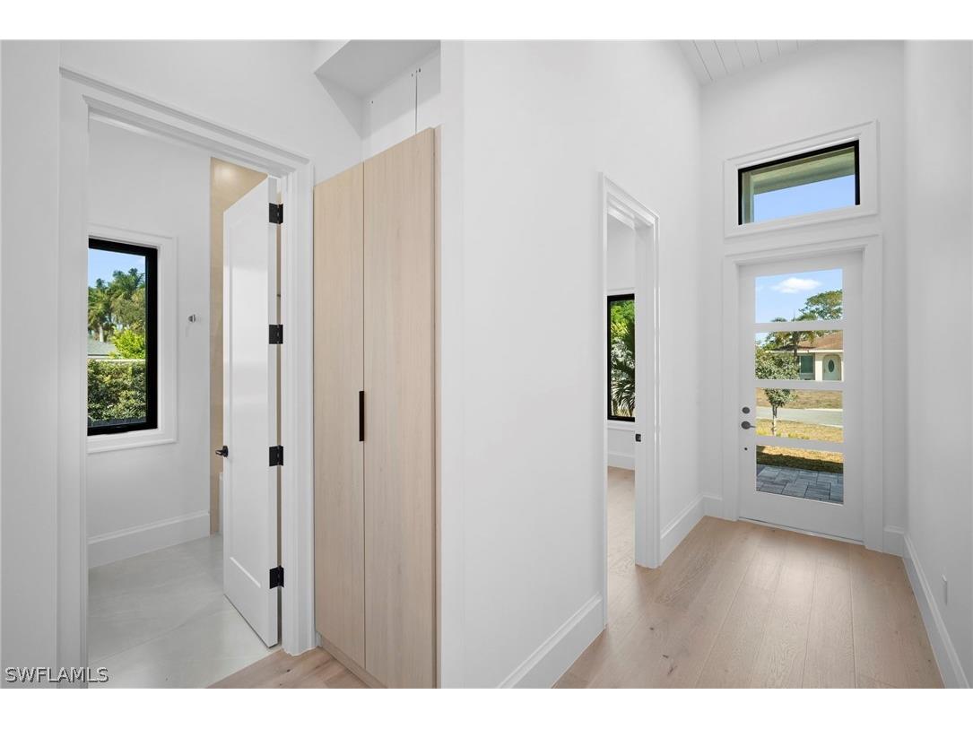 786 107th Avenue N Naples FL 34108 225024646 image5