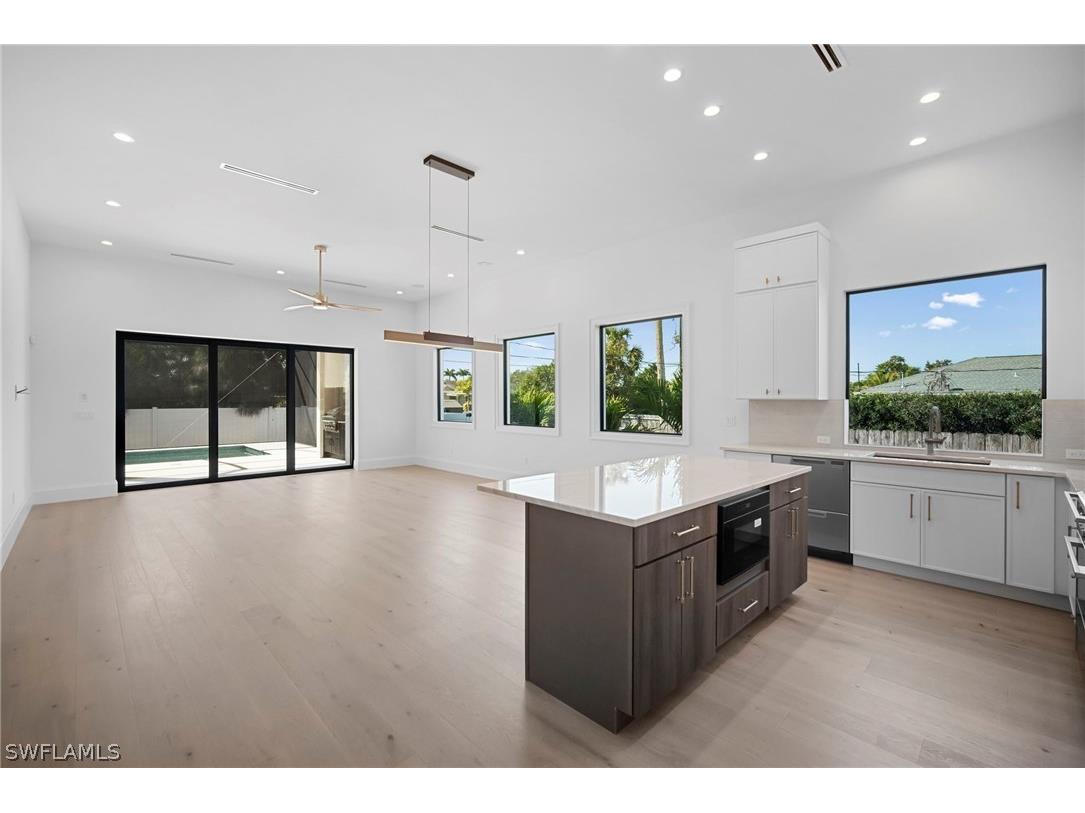 786 107th Avenue N Naples FL 34108 225024646 image9
